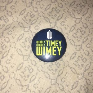 Doctor Who Quote Button Pin Blue White Small